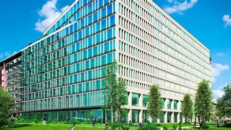 porta nuova sede inter versace